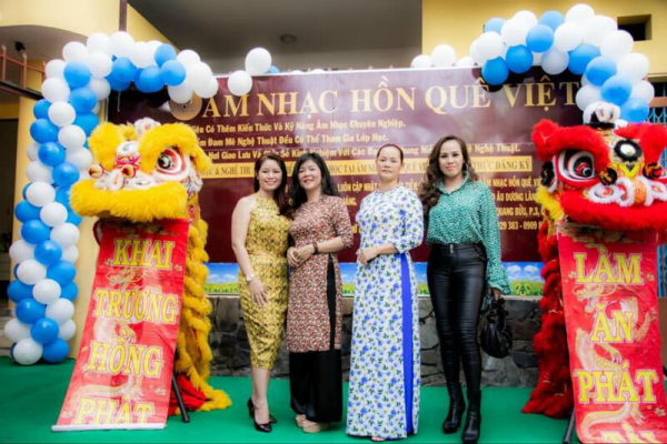 Âm nhạc Hồn Quê Việt