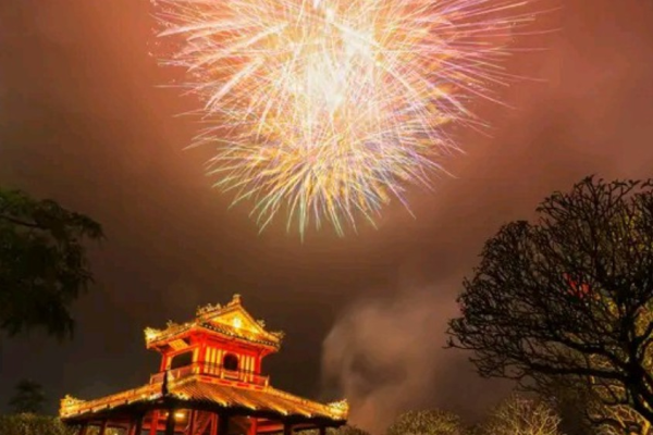 PHÁO HOA GIAO THỪA TẾT BÍNH NGỌ 2026 - KỲ 2: THÀNH PHỐ HUẾ